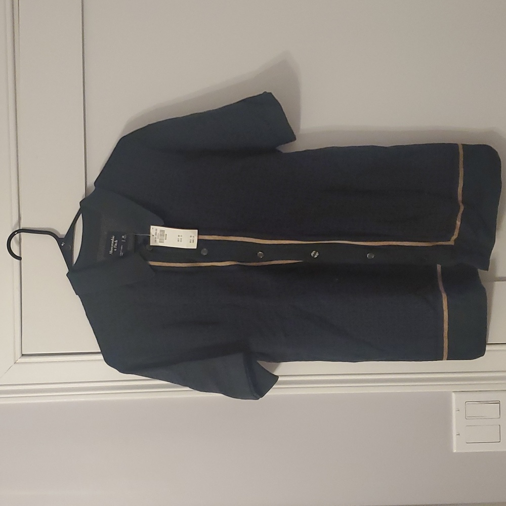 NWOT Abercrombie Men's Sweater Polo - Picture 2 of 4